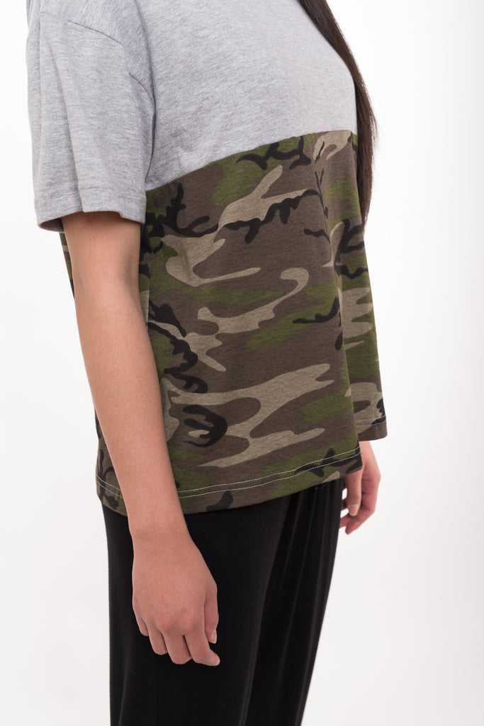 Camouflage Print Short Sleeve T-shirt - casacomostyle