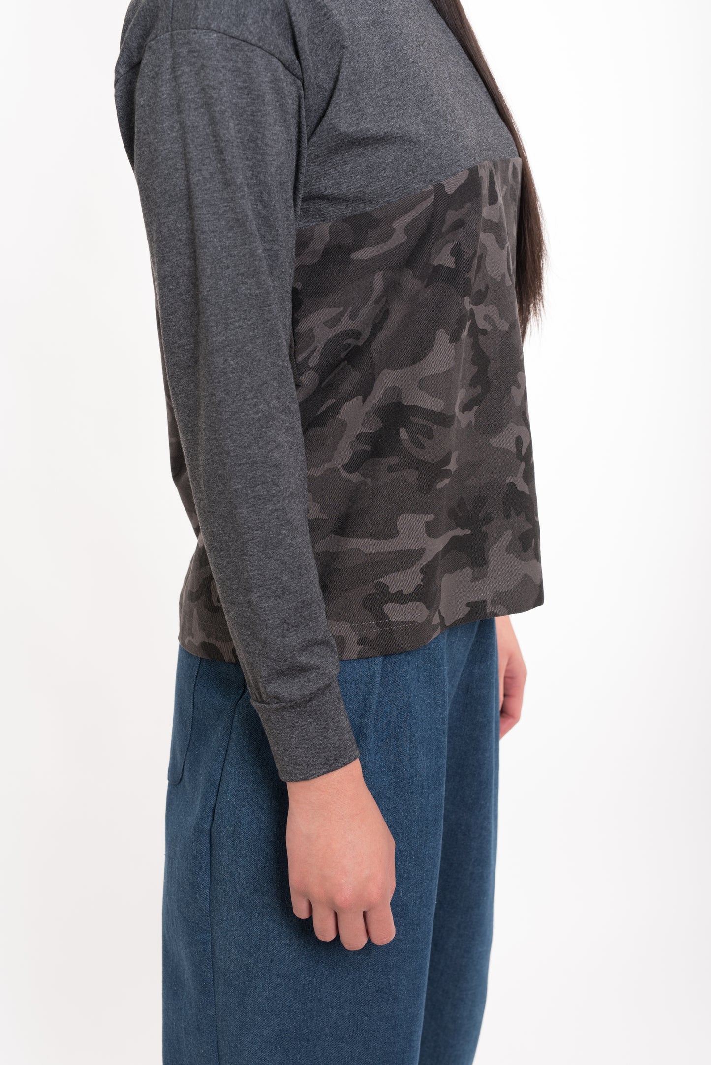 Camouflage Print Long Sleeve T-shirt - casacomostyle